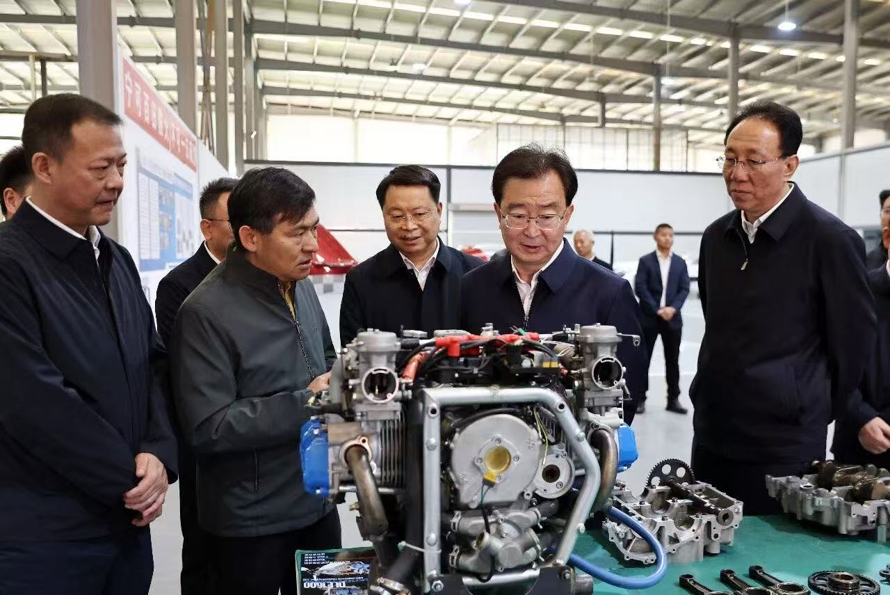 ����ʡί��������ں���ݵ���ʱǿ������..